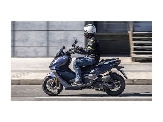 تصویر موتورسیکلت کی وی Vieste 249